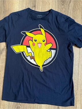 Pokemon Pikachu Tshirt Size Large